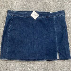 NWT AE High Waisted Denim Skort - Size 18